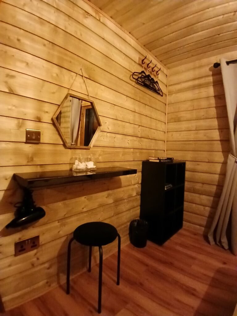 Imgi 411 30333528 4bf5 43a1 B157 F0d9b4cc4004 2 768x1024